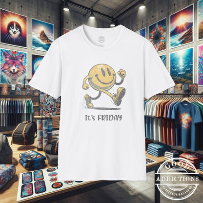 It’s Friday T-Shirt – “Smiley on the Move” Happy Vibes Tee for Weekend Lovers & Positive People